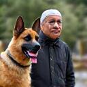 Pak Abu dengan Rocky