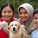 Keluarga Ahmad dengan Luna